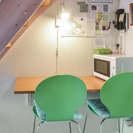 2 Bedroom Nice In בית נופש *