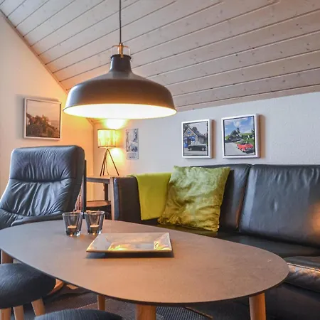 2 Bedroom Nice In Vakantiehuis Nørre Nebel